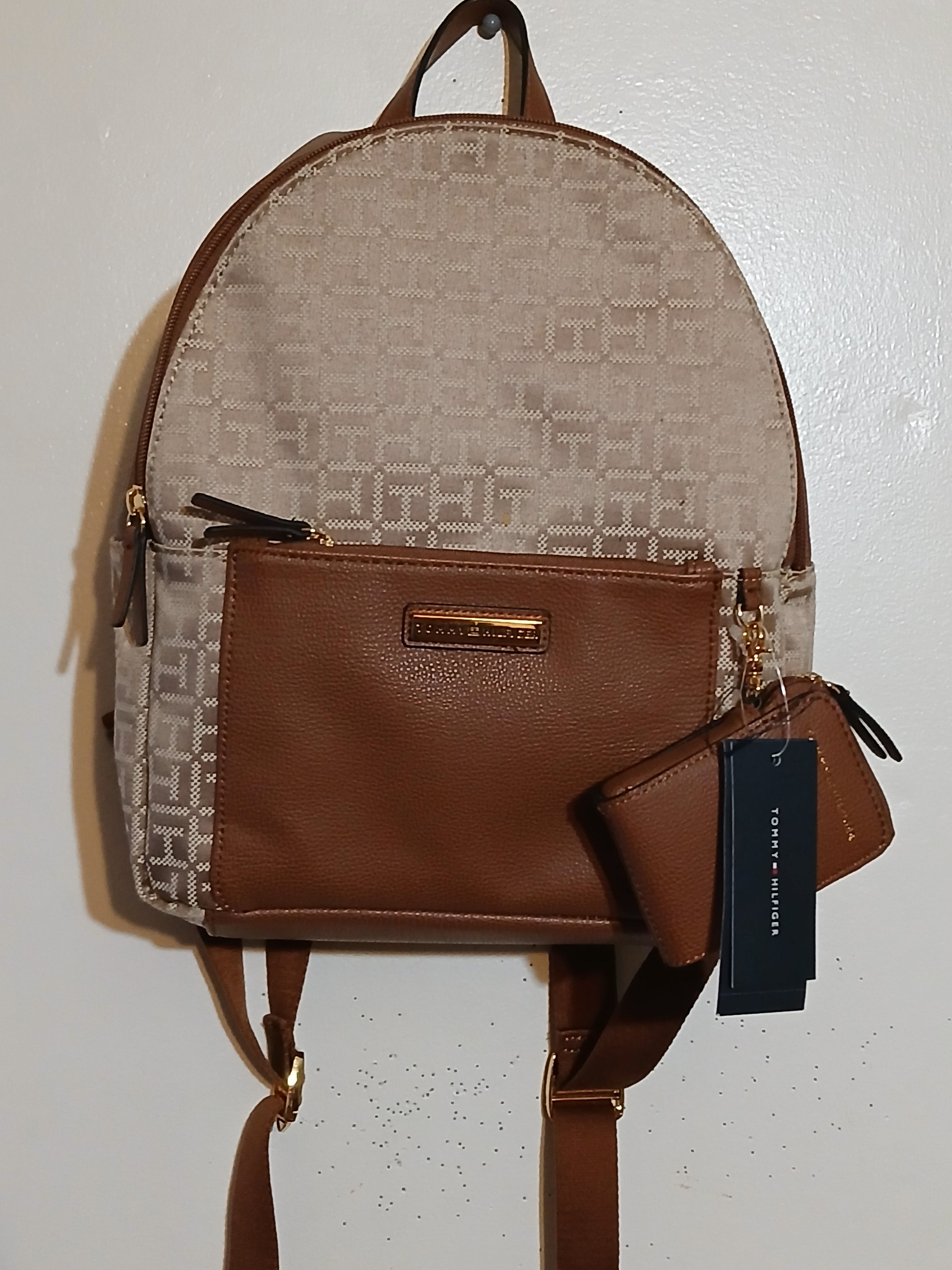 Tommy Hilfiger Dome Woman's Back Pack