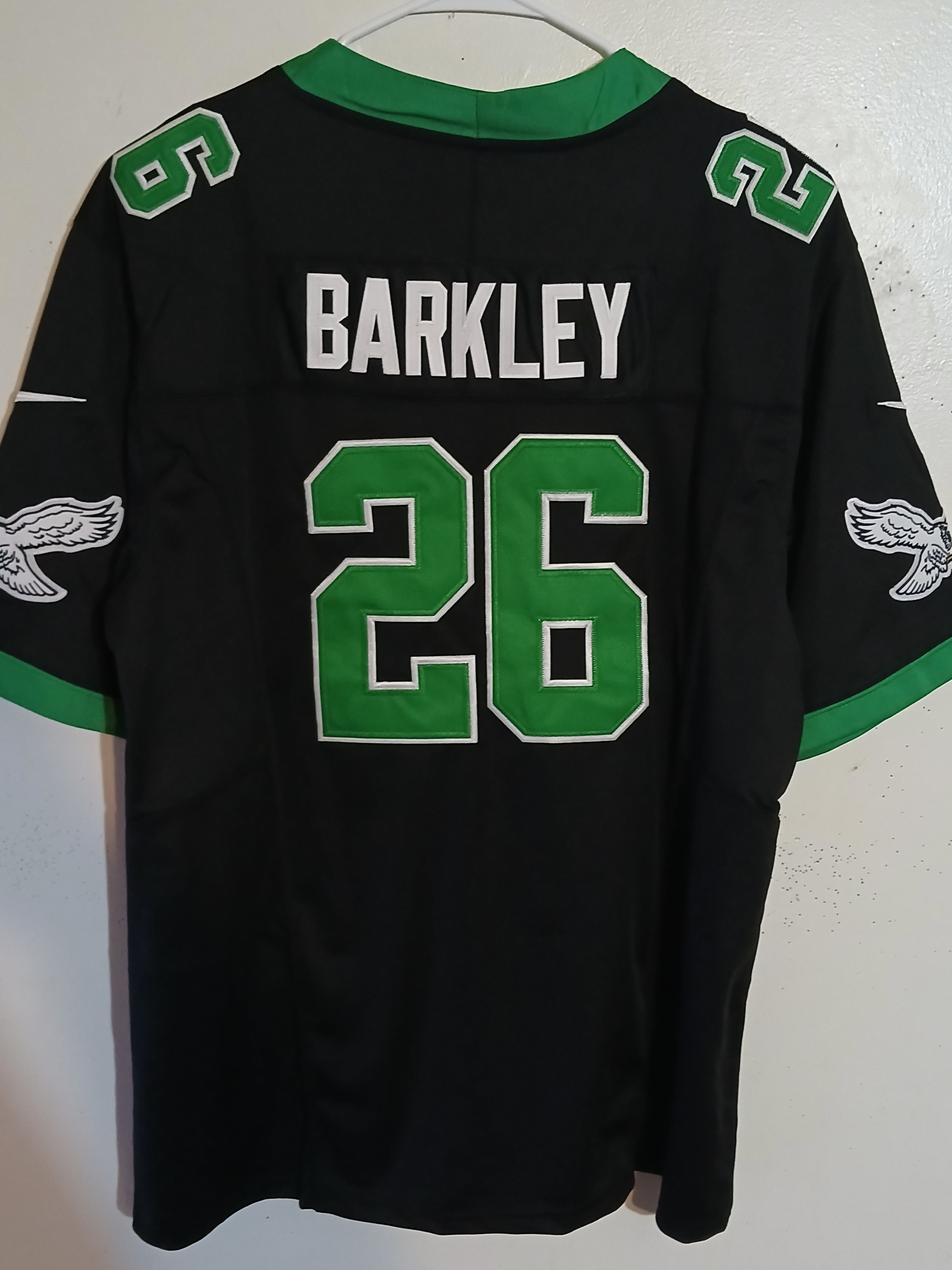 Nike men's Philadelphia Eagles Shaquon Barkley kelly green and black jersey size XL