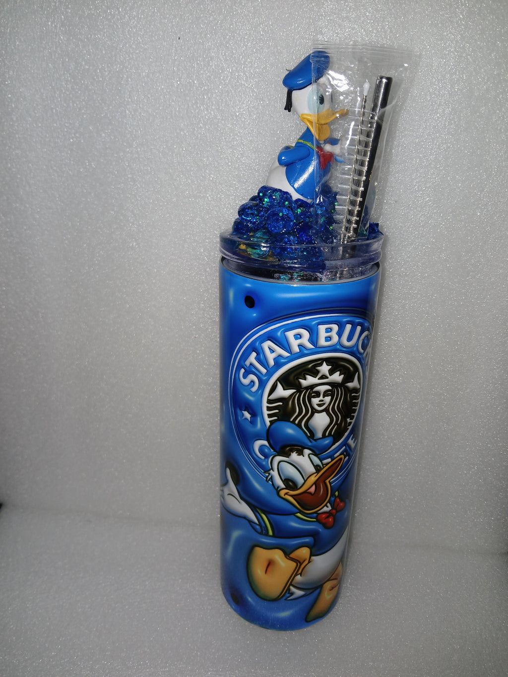 Donald Duck 20 oz tumbler with customized topper