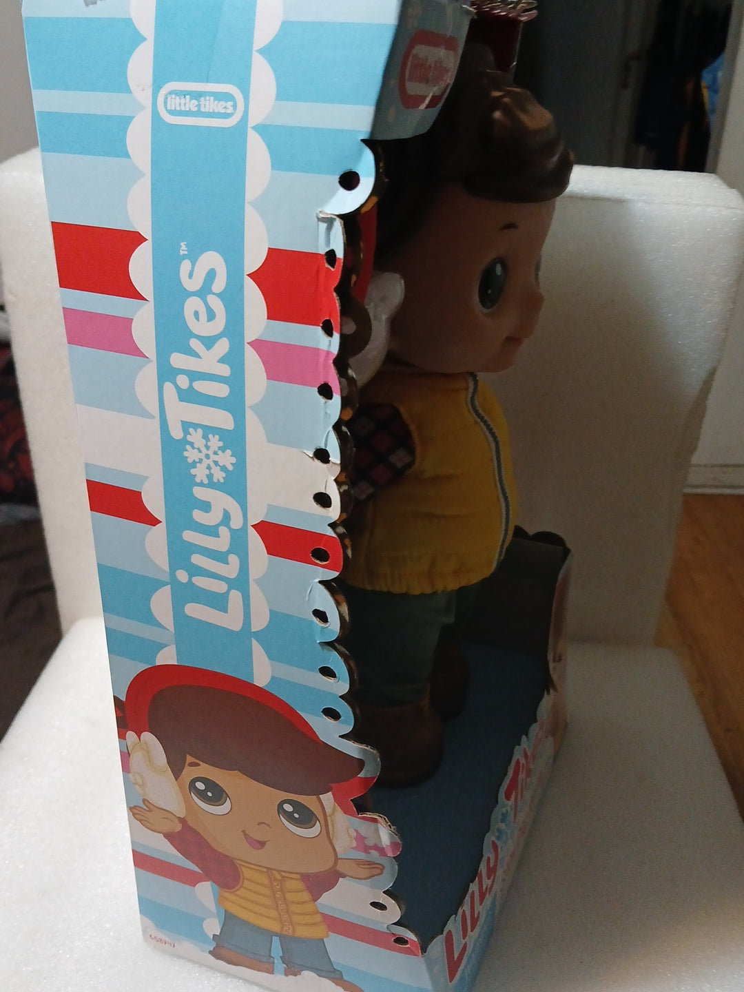 Little Tikes Lilly Tike no day Tommy figure and accessories