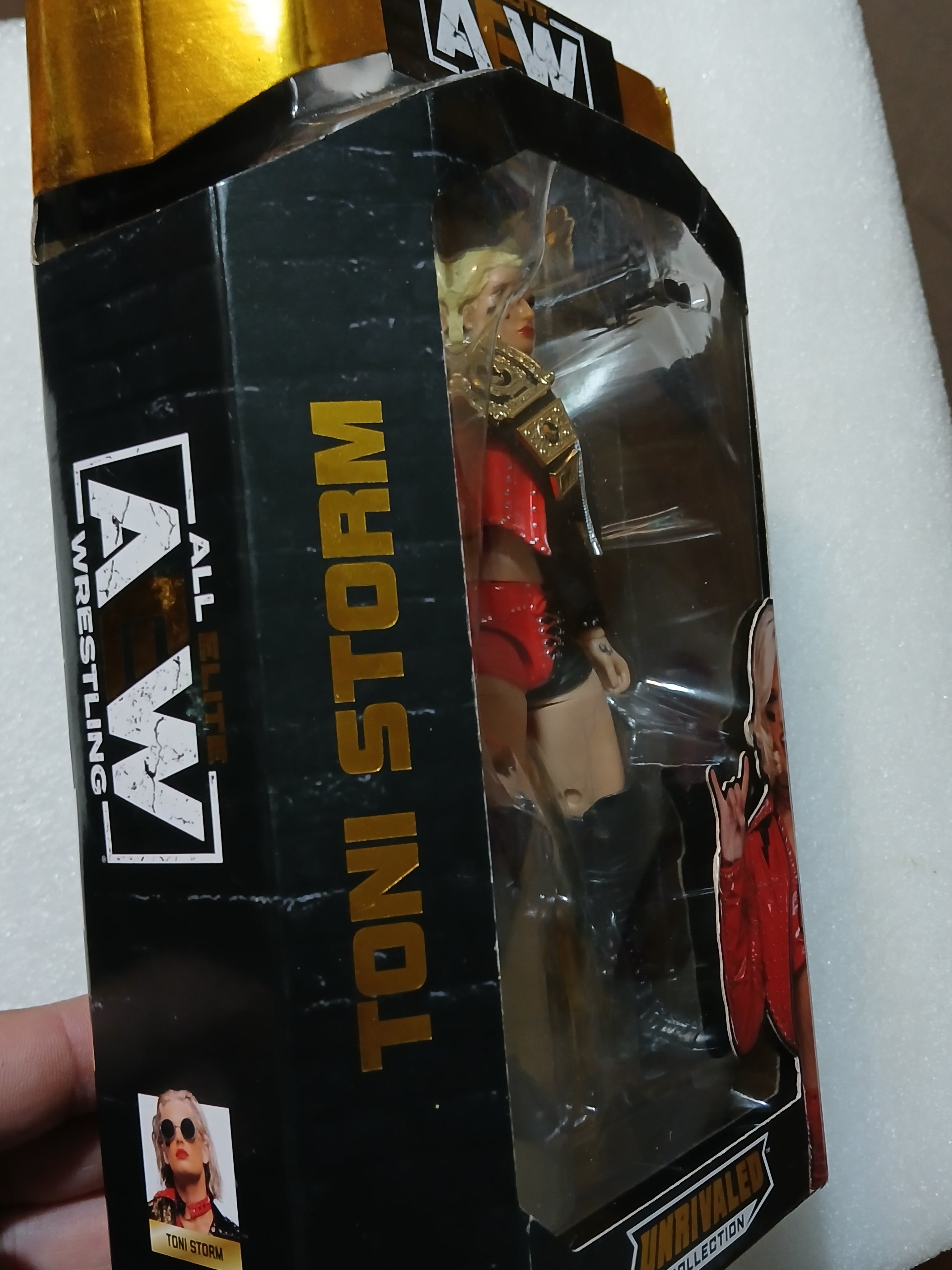 Toni Storm Jazwares AEW Unrivaled Collection Series 14 action figure