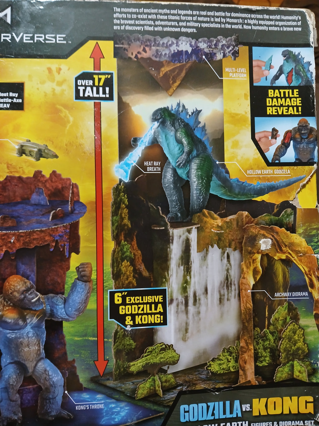Monster Verse Godzilla VS Kong Hollow Earth Figure  & Diorama Set