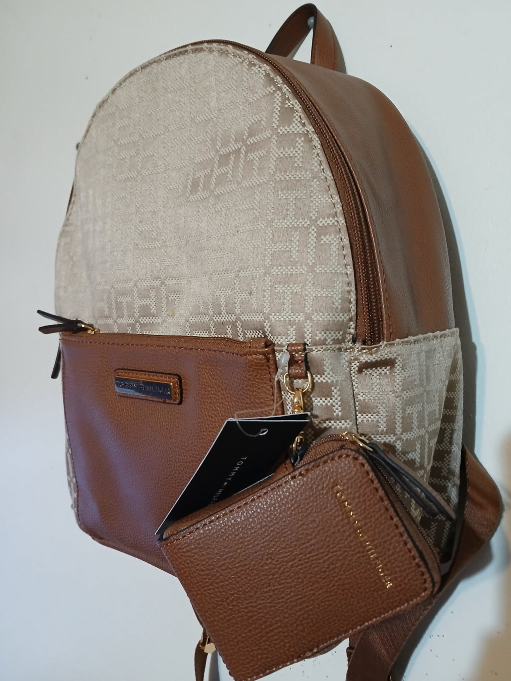 Tommy Hilfiger Dome Woman's Back Pack