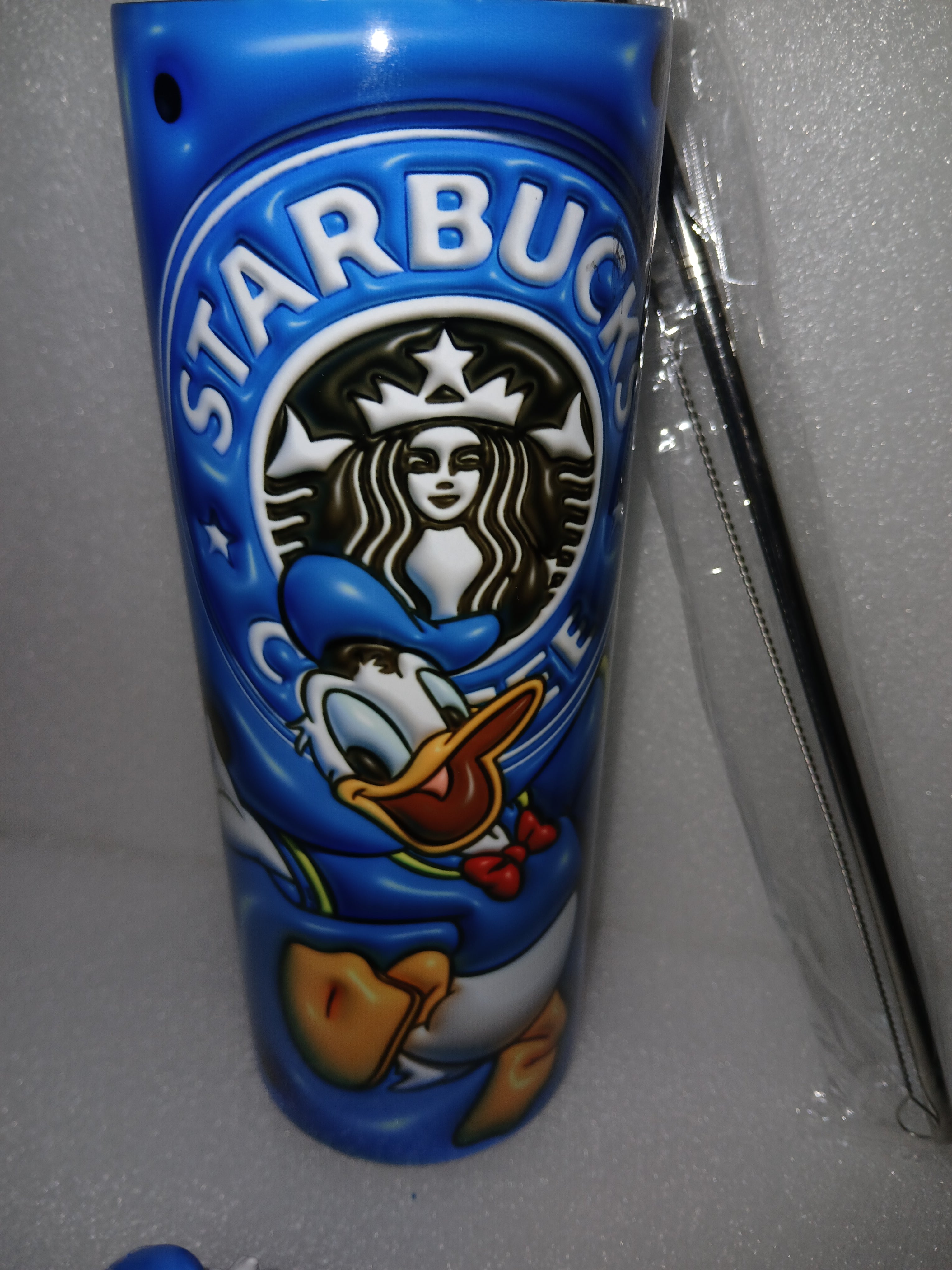 Donald Duck 20 oz tumbler with customized topper