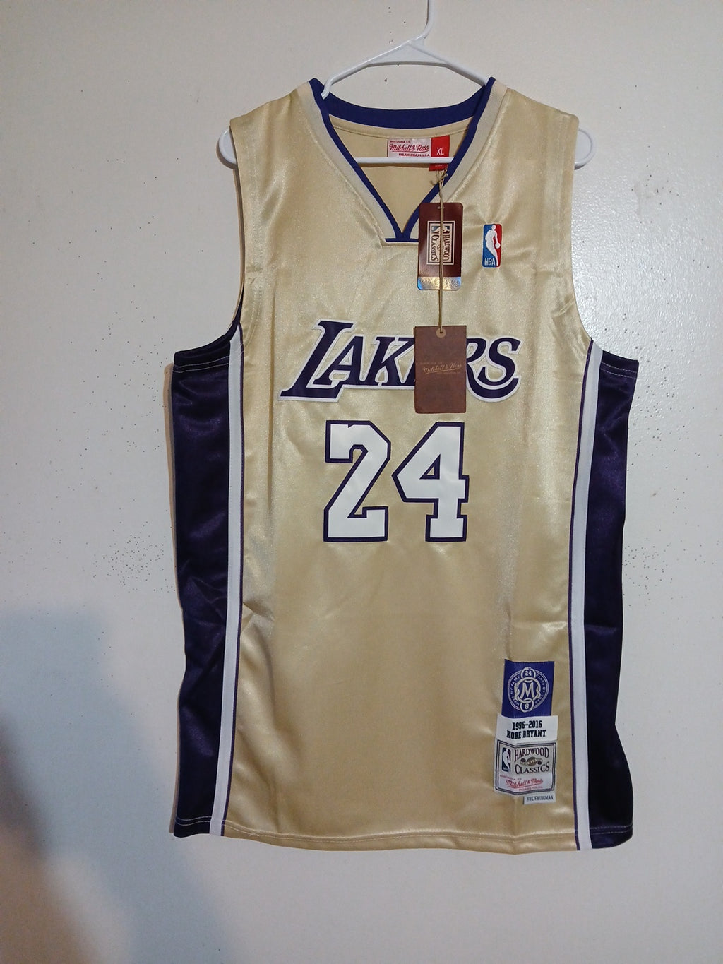 Mitchell & Ness Los Angeles Lakers Kobe Bryant Hall of Fame class of 2020 Authentic Jersey