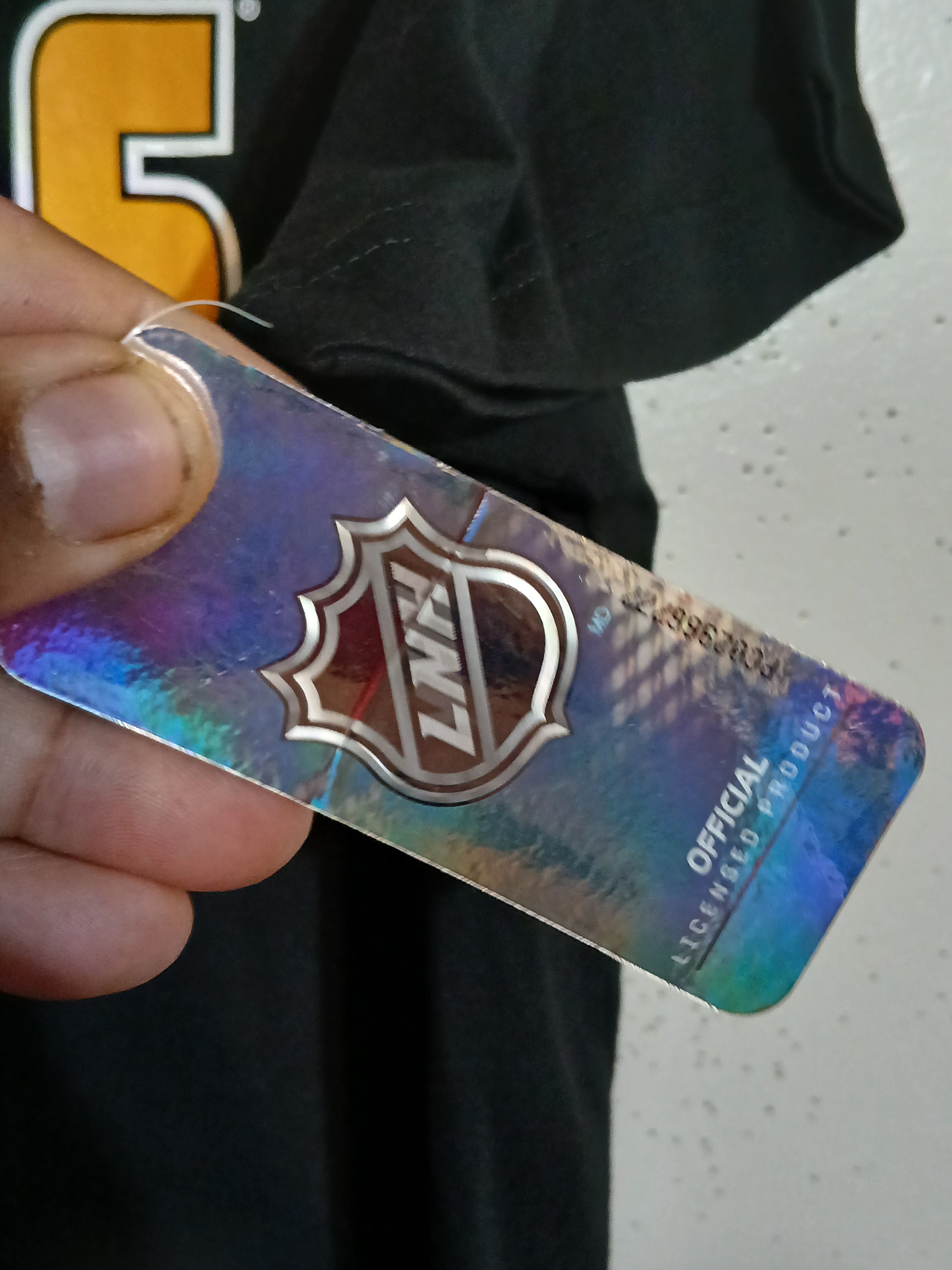 NHL BOSTON BRUINS  T SHIRT WITH TAGS SIZE XXL