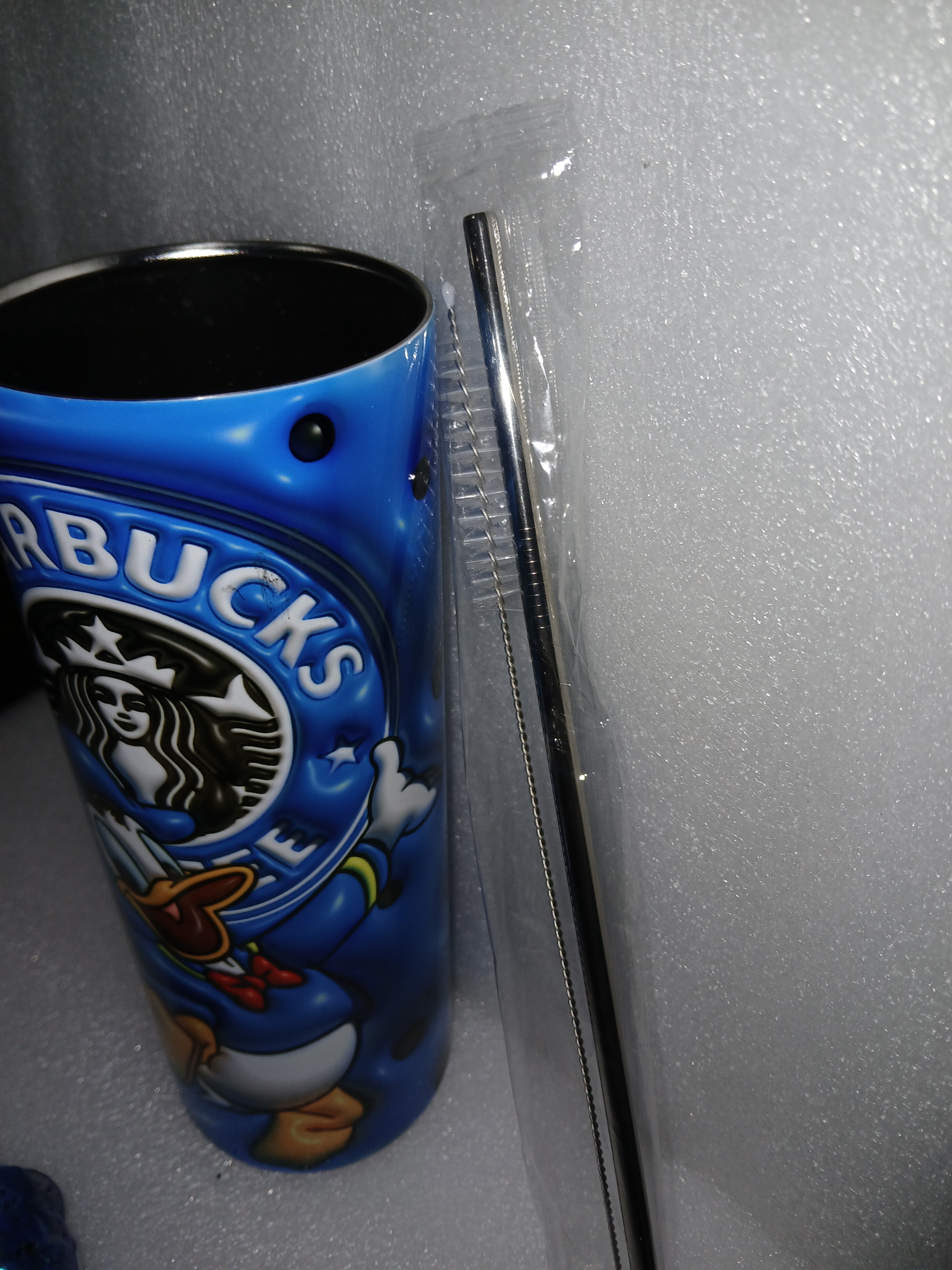 Donald Duck 20 oz tumbler with customized topper