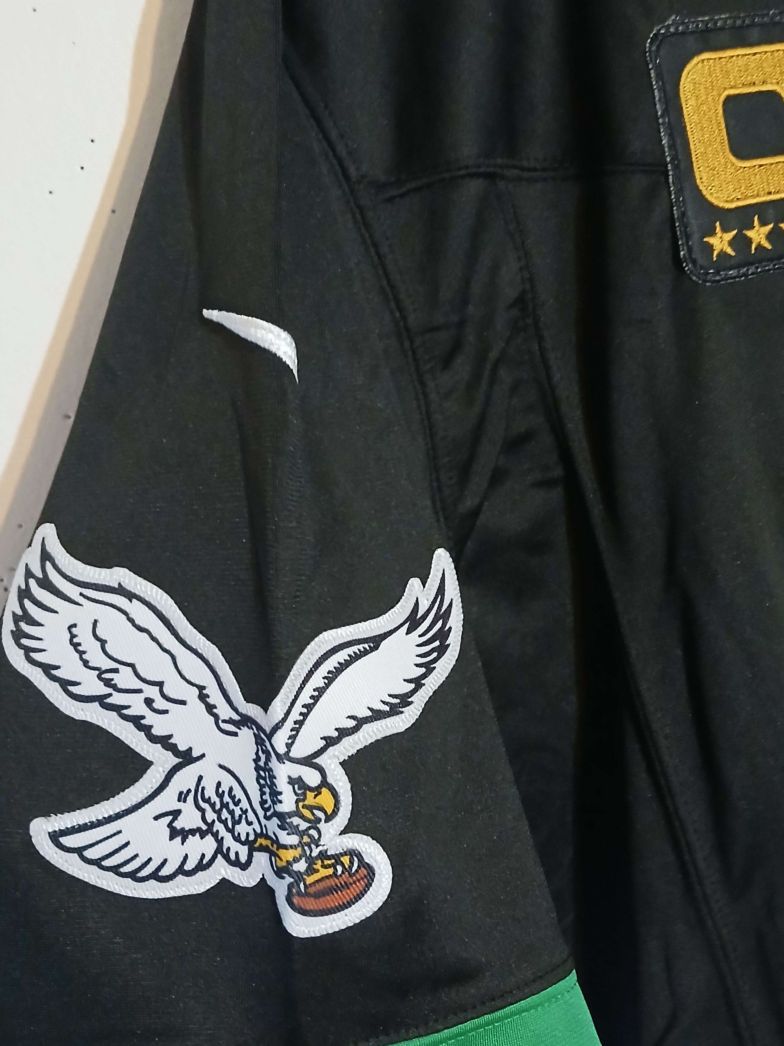 Nike men's Philadelphia Eagles Shaquon Barkley kelly green and black jersey size XL