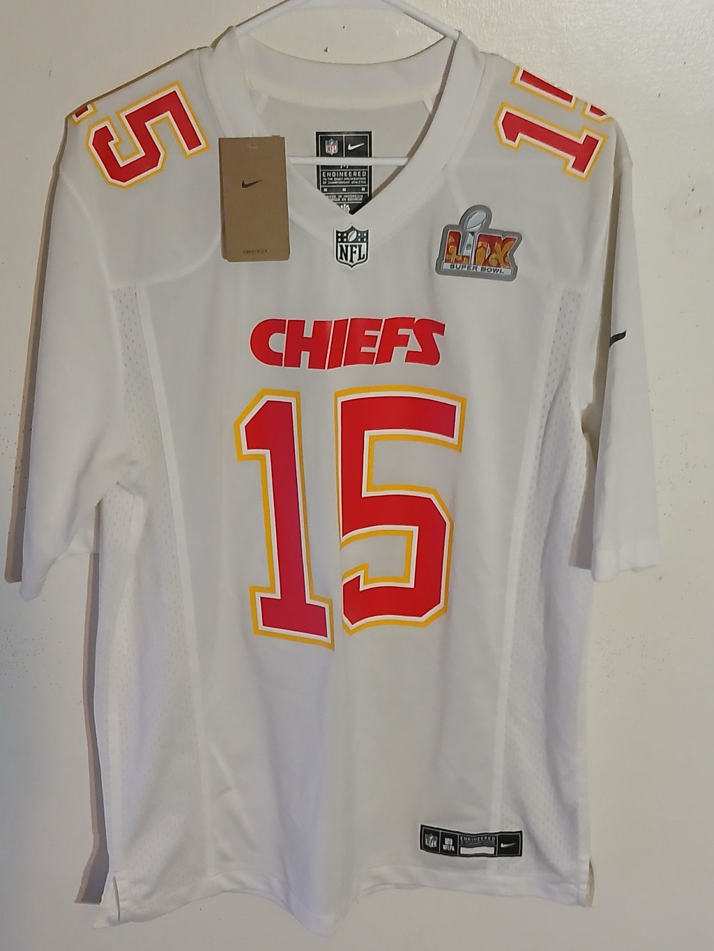 Nike Kansas City Chiefs Patrick Mahomes Super Bowl White Jersey size M