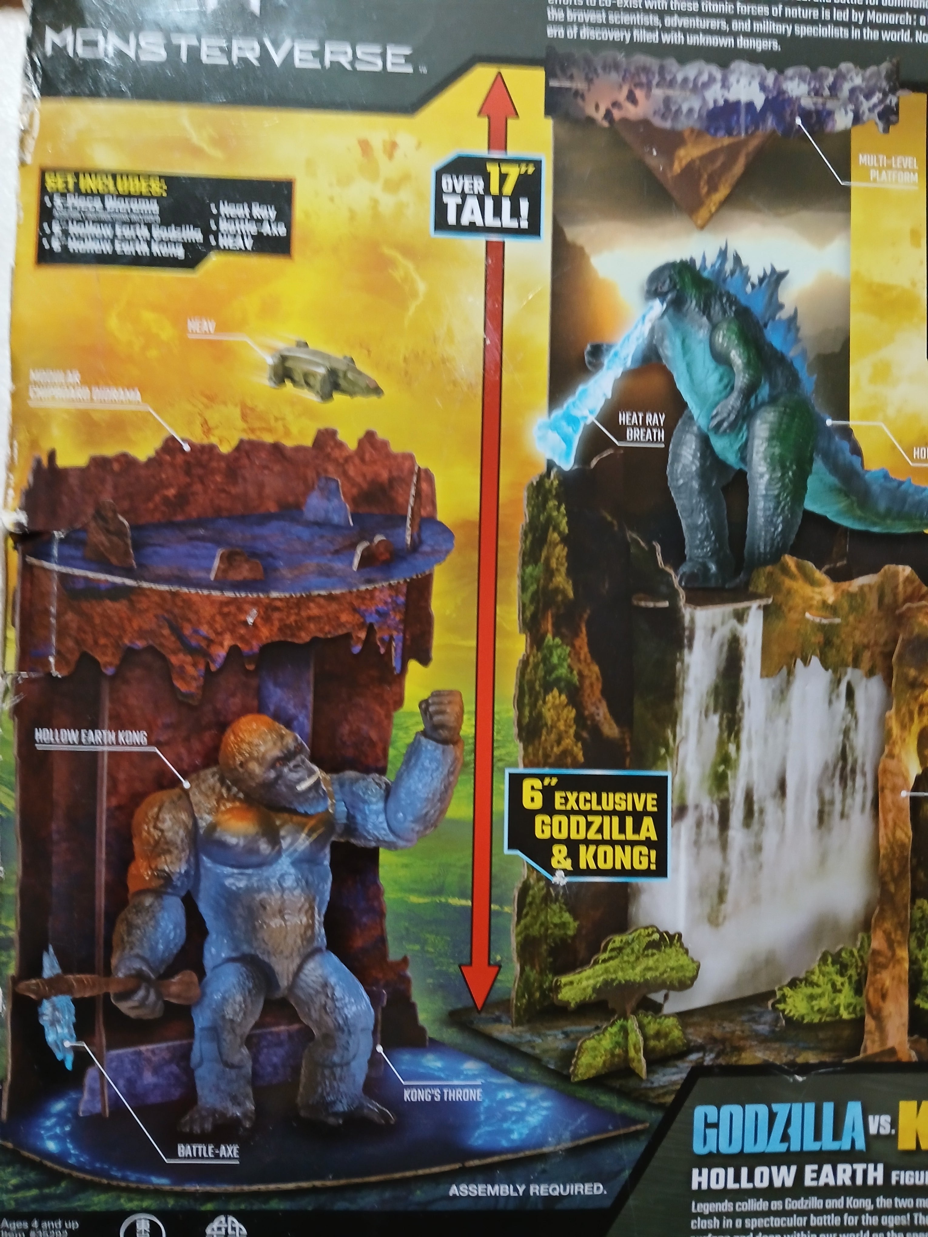 Monster Verse Godzilla VS Kong Hollow Earth Figure  & Diorama Set